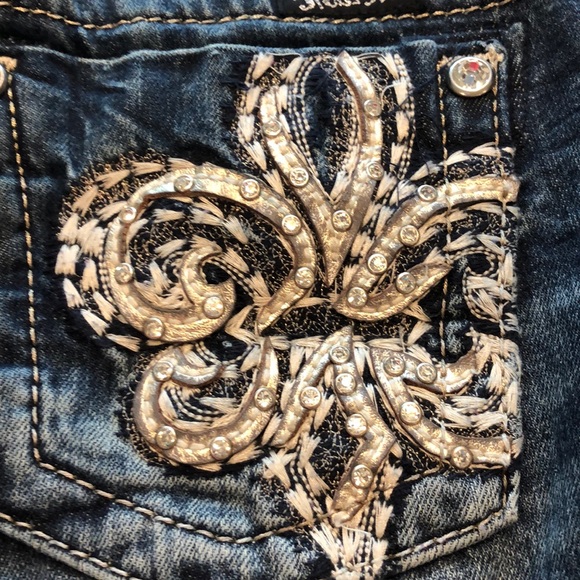 Miss Me Jeans - Picture 7 of 8